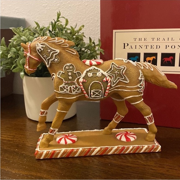 the trail of painted ponies Other - The trail of painted ponies ginger bread